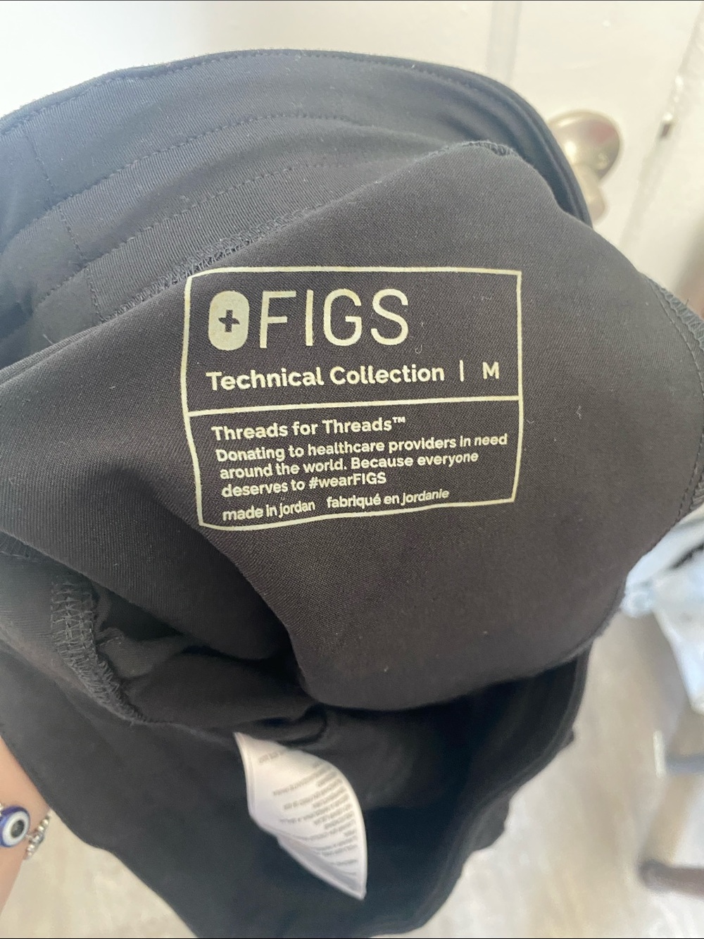 NWOT FIGS scrub joggers - Size M - Picture 4 of 5